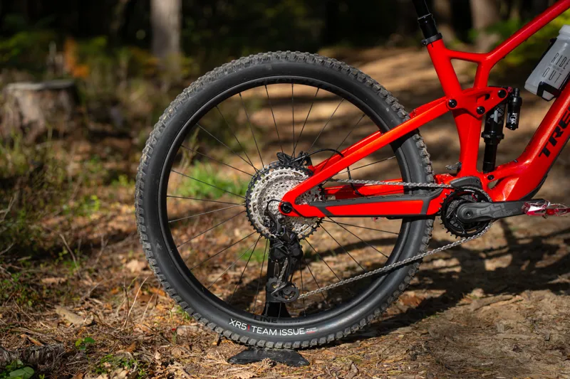 Trek Fuel EXe 9.7 SLX/XT Electric Full Suspension Mountain Bike 2025 in Lava Red-12