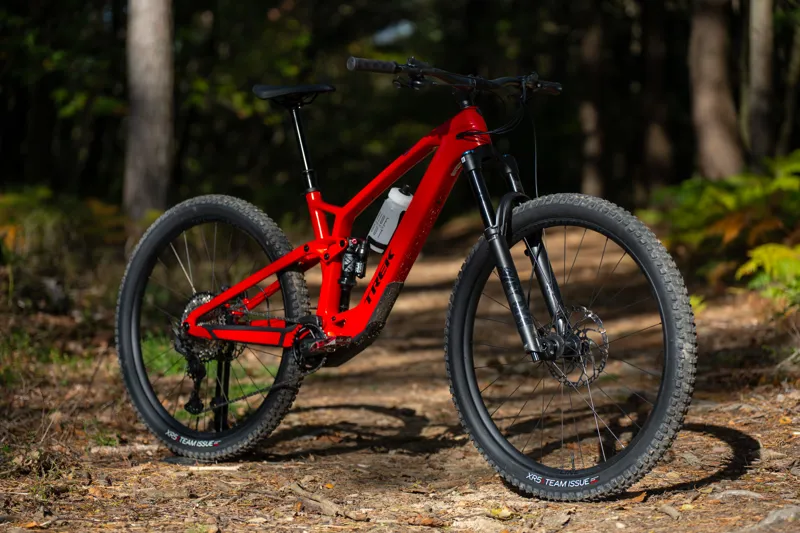 Trek Fuel EXe 9.7 SLX/XT Electric Full Suspension Mountain Bike 2025 in Lava Red-11