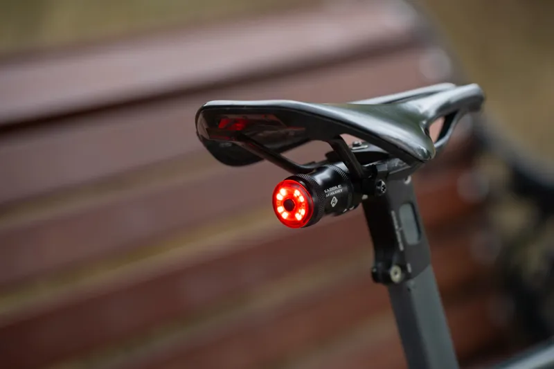 Lezyne Saddle Ai Alert 250 Rear Light in Black-6