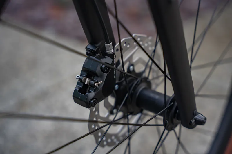 Trek FX Sport 6 Hybrid Bike 2025 in Carbon Smoke-10