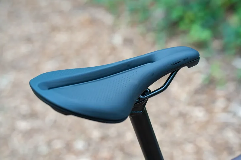 Trek Checkpoint ALR 5 Gravel Bike 2026 in Bronze Age-9