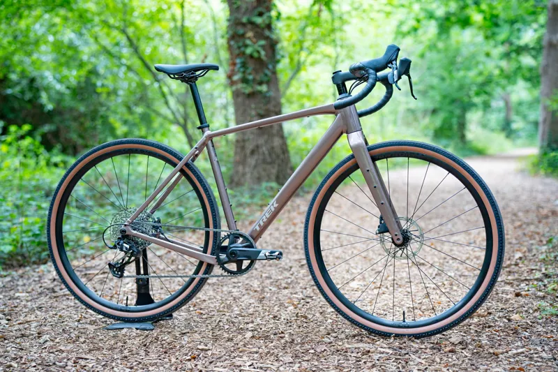 Trek Checkpoint ALR 5 Gravel Bike 2026 in Bronze Age-5