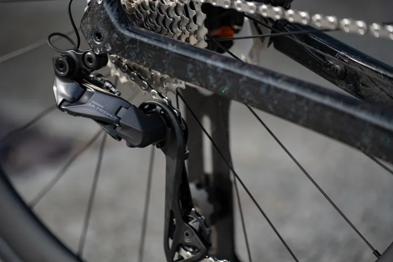 Trek Domane+ SLR 7 Ultegra Di2 Electric Road Bike 2025 in Carbon Smoke Prismatic Marble-8