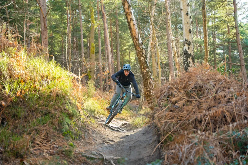 Scott Genius ST 910 Full Suspension Mountain Bike 2025 in Blue-11