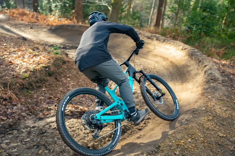 Scott Genius ST 910 Full Suspension Mountain Bike 2025 in Blue-9