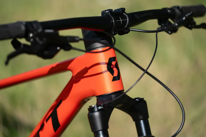 Scott Scale 940 Carbon Hardtail Mountain Bike 2025 in Red-11