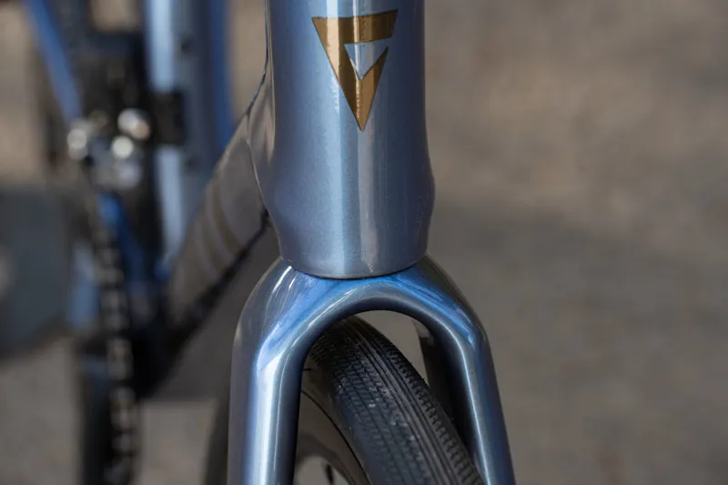 Giant Defy Advanced 1 Road Bike 2026 in Thundercloud-10