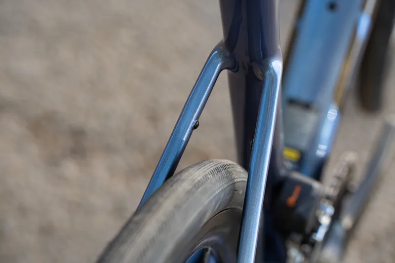 Giant Defy Advanced 1 Road Bike 2026 in Thundercloud-12