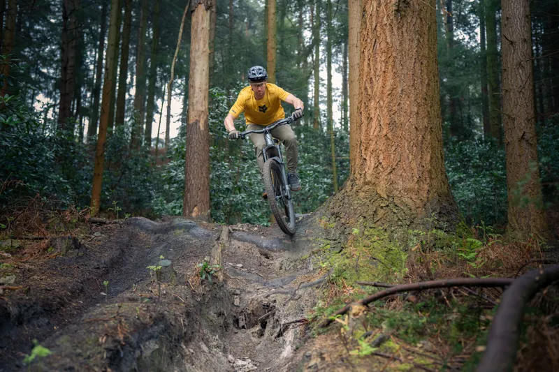 Specialized Levo Pro Evo Electric Full Suspension Mountain Bike 2027 in Satin Shadow/Silver Dust-8