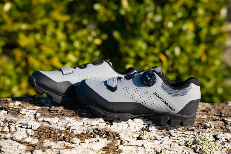 Bontrager Foray Gravel MTB Shoe in QuickSilver/Black with Shimano M540 SPD Pedals-12