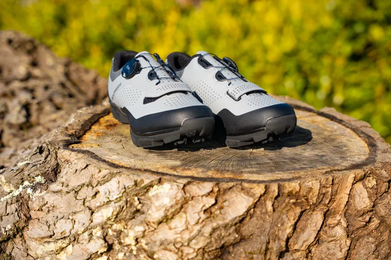 Bontrager Foray Gravel MTB Shoe in QuickSilver/Black with Shimano M540 SPD Pedals-11