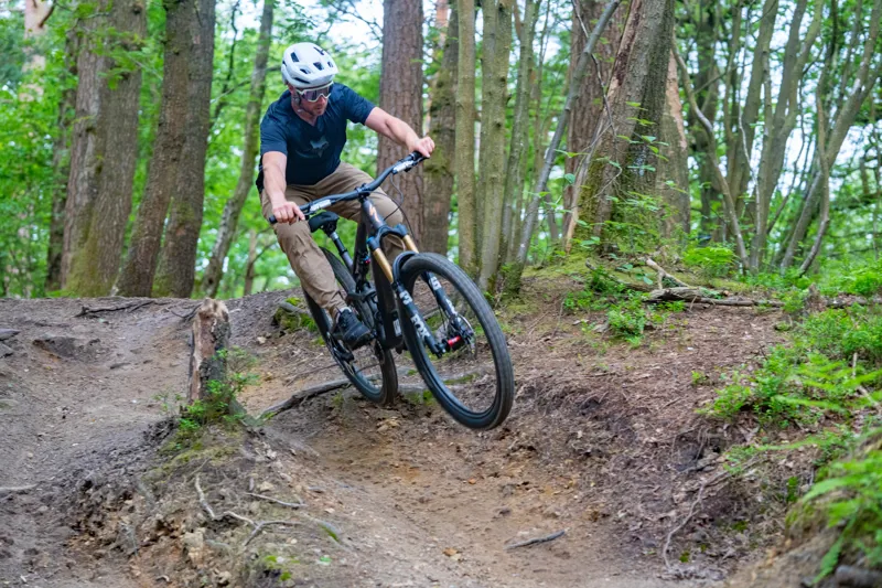 Specialized S-Works Stumpjumper 15 T-Type Full Suspension Mountain Bike 2025 in Satin Gunmetal Clay White-5