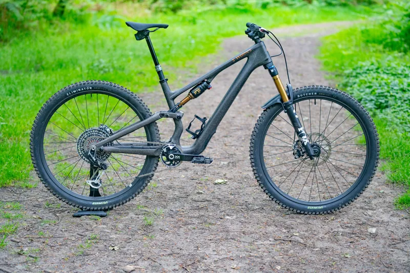 Specialized S-Works Stumpjumper 15 T-Type Full Suspension Mountain Bike 2025 in Satin Gunmetal Clay White-2