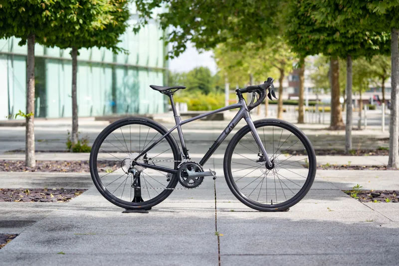 Liv Avail AR 2 Women's Road Bike 2024 in Liquid Metal-3