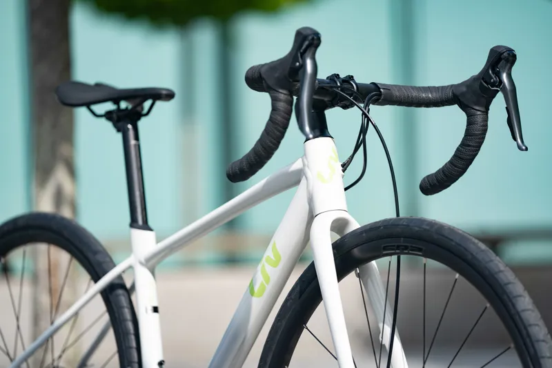 Liv Avail AR 4 Womens Endurance Road Bike 2025 in Snow Drift/Silver-6