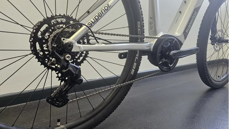 EX DISPLAY Superior eXC 6.3 MTB Electric Hybrid Bike Large 2026 in Silver -11