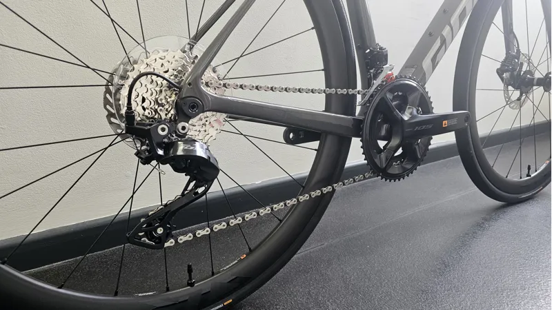 EX DISPLAY Giant Defy Advanced Pro 2 Road Bike MediumLarge 2026 in Stealth Chrome-2