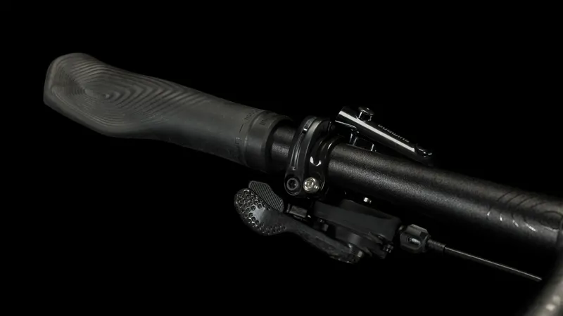 Cube Nulane SLX Gravel Bike 2024 in Sky Grey/Black-2