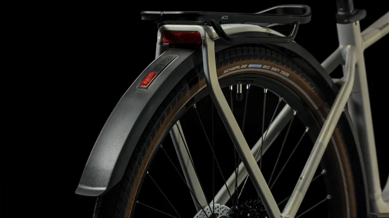 Cube Touring Hybrid Pro 625 Electric Hybrid Bike 2024 in Pearlysilver/Black-4