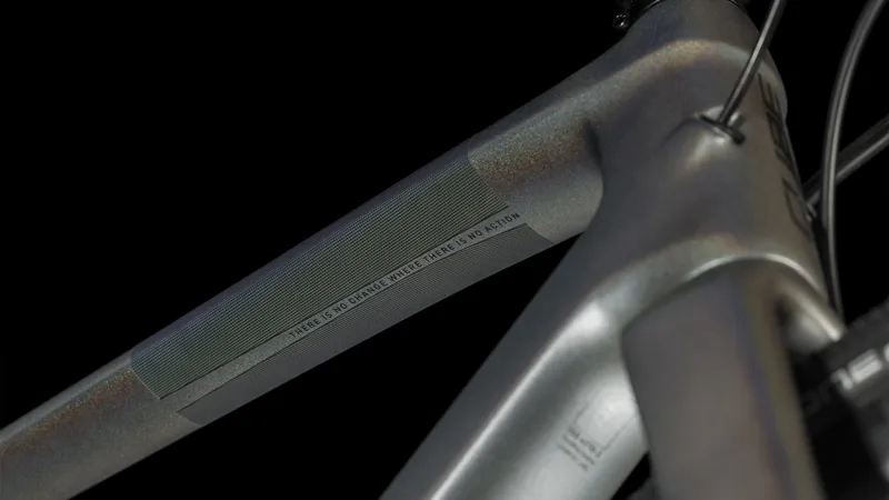 Cube Nulane C:62 SLT Gravel Bike 2024 in Prizm Silver/Black-3