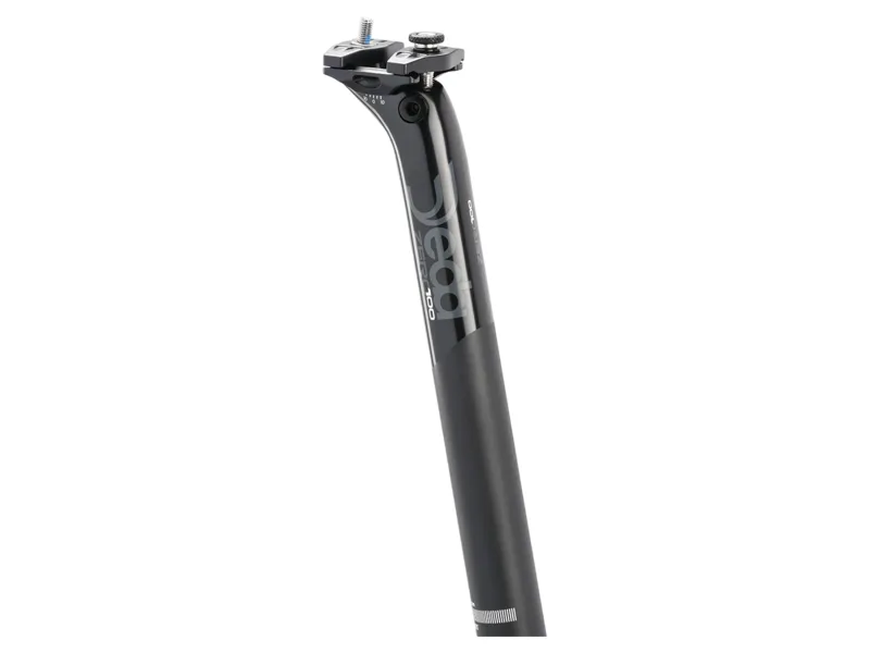 Deda Zero100 Seatpost in Black On Black
