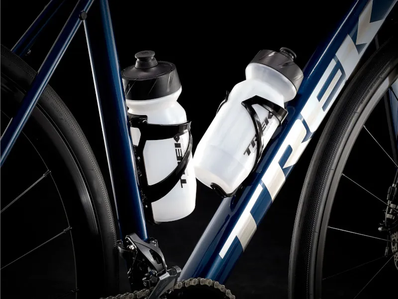 Trek Domane AL 2 Disc Road Bike 2022 in Mulsanne Blue-10