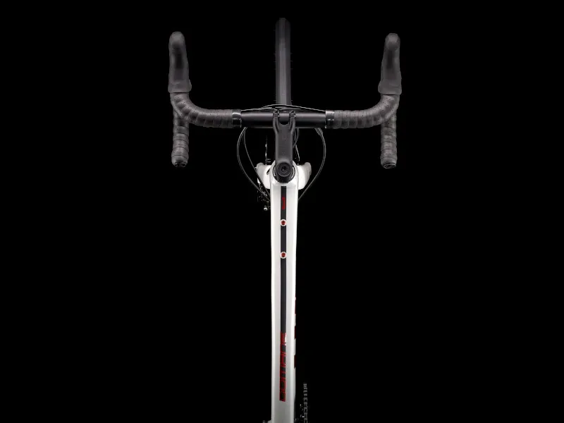 Trek Domane AL 3 Disc Sportive Road Bike 2022 in Crystal White and Red-5