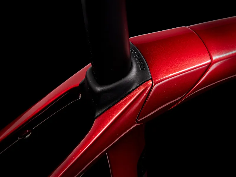 Trek Domane SL 6 eTap Gen 4 Carbon Road Bike 2024 in Crimson-5