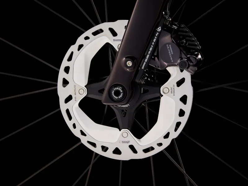 Trek Domane SLR 7 Gen 4 Carbon Road Bike 2025 in Red Carbon Smoke-8