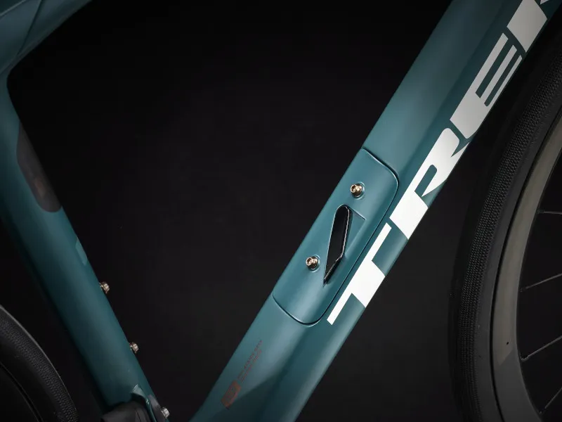 Trek Domane SLR 7 Gen 4 Carbon Road Bike 2023 in Juniper-3