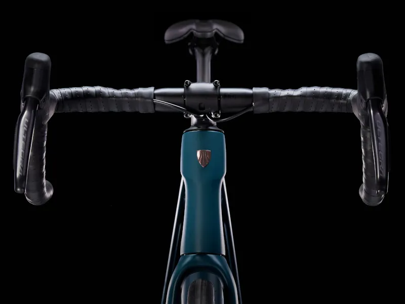 Trek Domane SLR 7 Gen 4 Carbon Road Bike 2023 in Juniper-7