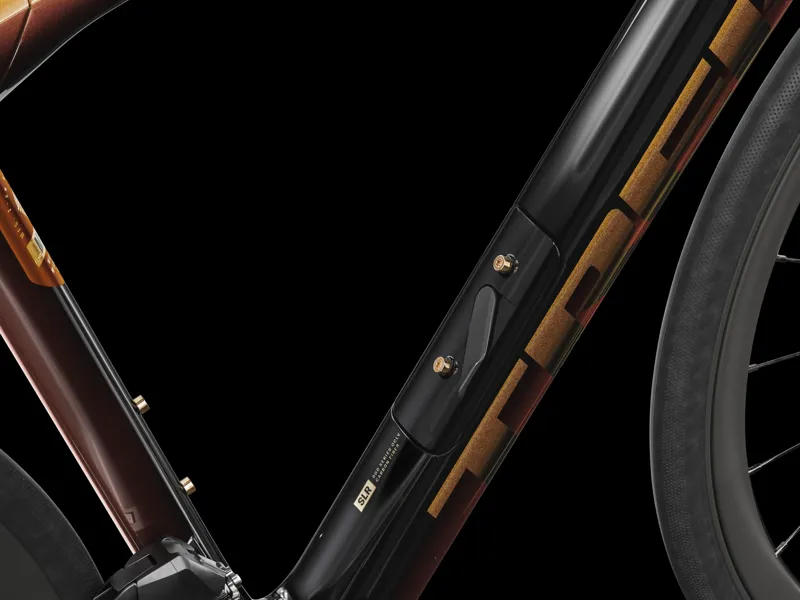 Trek Domane SLR 9 AXS Gen 4 Carbon Road Bike 2025 in Axinite Flip-5