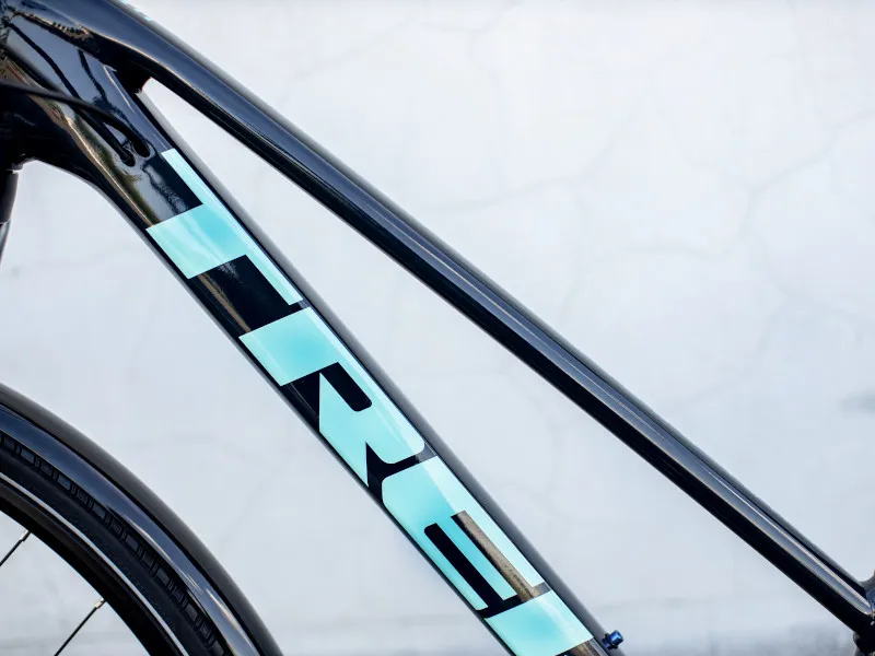 Trek Dual Sport 3 Stagger Equipped Hybrid Bike 2021 in Nautical Navy-6