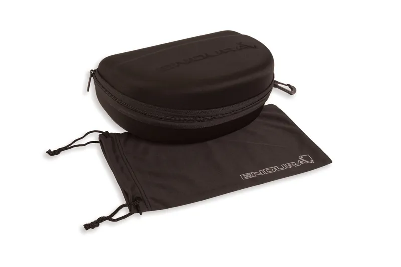 Endura Stingray Glasses in Black-1