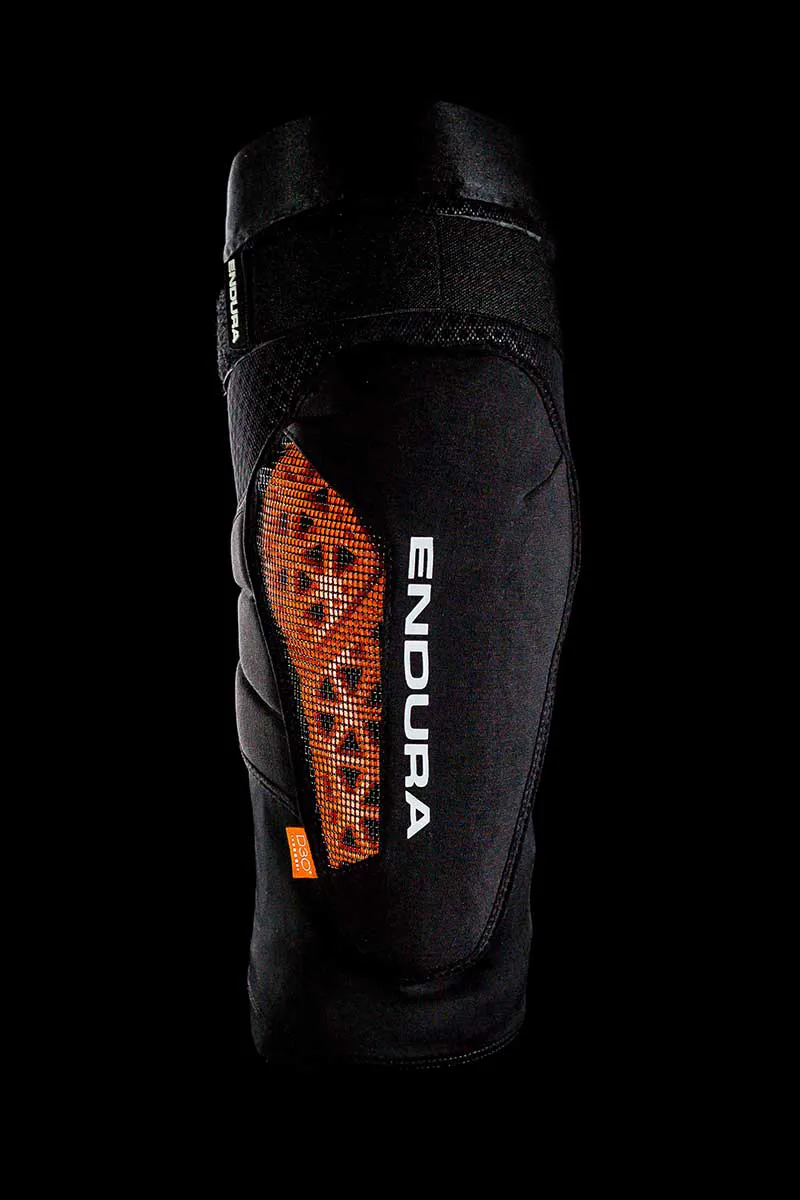 Endura MT500 Lite Knee Pad in Black-1