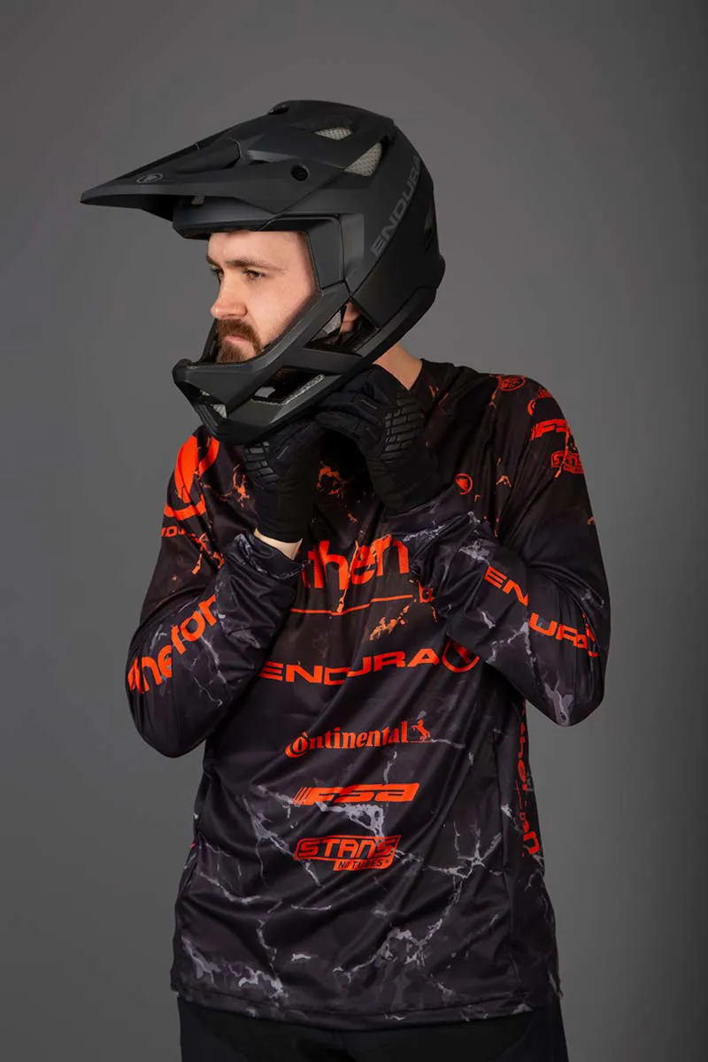 Endura MT500 Full Face Helmet in White-5