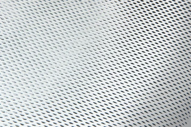 Endura Sleeveless Fishnet Baselayer II In White-1