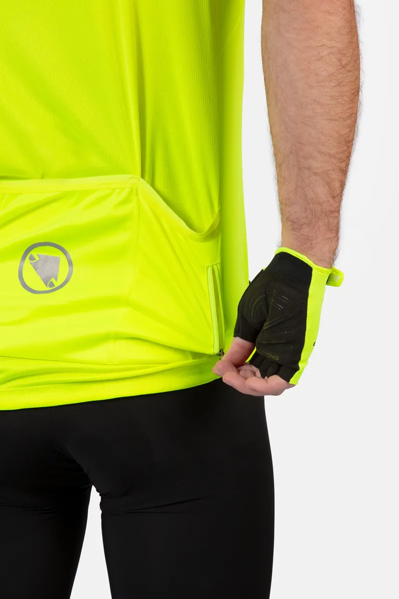 Endura Xtract Short Sleeve Jersey in Black-3