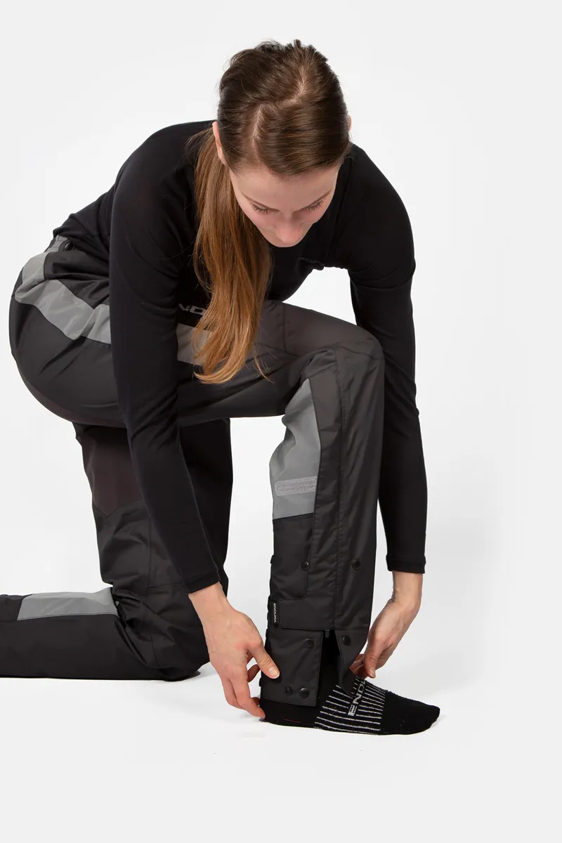 Endura Women's Urban Luminite Waterproof Pants in grey-1