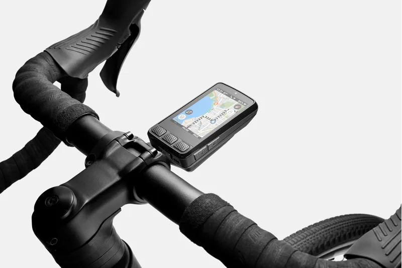 Wahoo ELEMNT Roam 3 GPS Cycling Computer-1