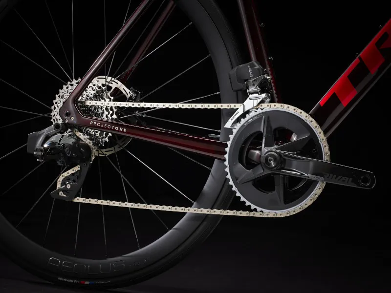 Trek Emonda SLR 6 Etap Carbon Road Bike 2024 in Red Carbon Smoke-10