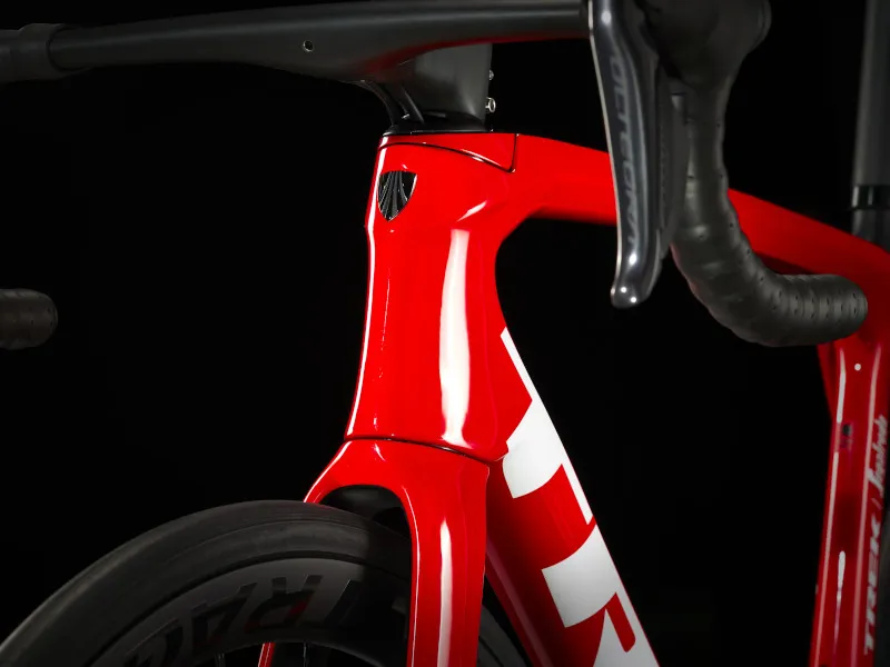 Trek Emonda SLR 7 Carbon Road Bike 2024 in Viper Red-2
