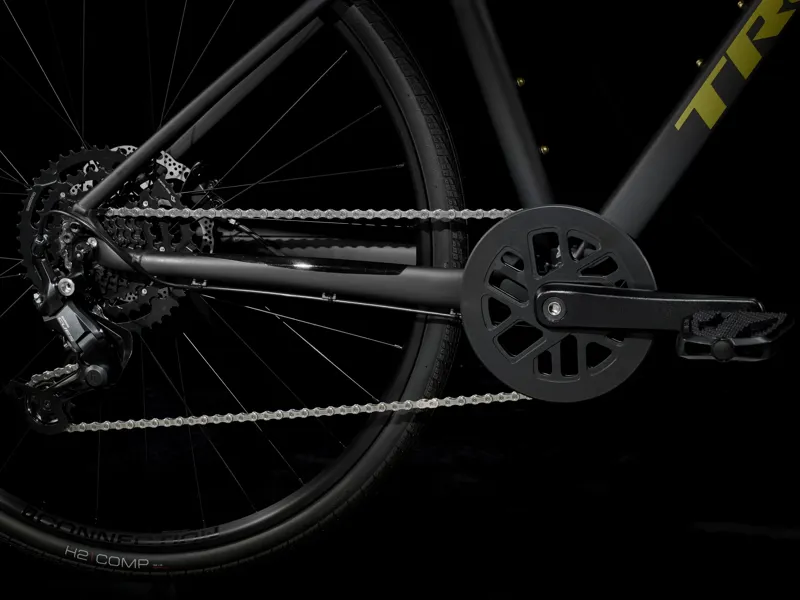 Trek FX 2 Gen 4 Hybrid Bike 2025 in Black-6