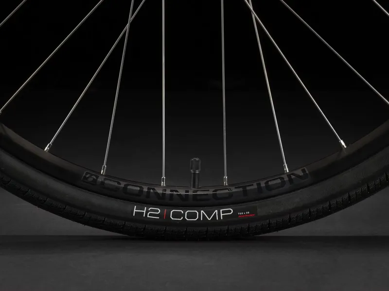 Trek FX 2 Gen 4 Stagger Women's Hybrid Bike 2025 in Black-8