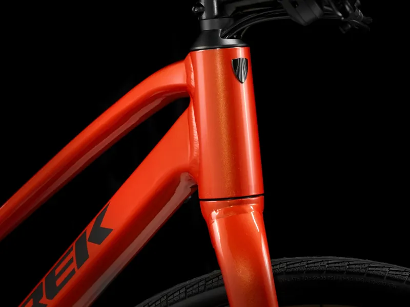 Trek FX 2 Gen 4 Stagger Women's Hybrid Bike 2025 in Lava Red-9