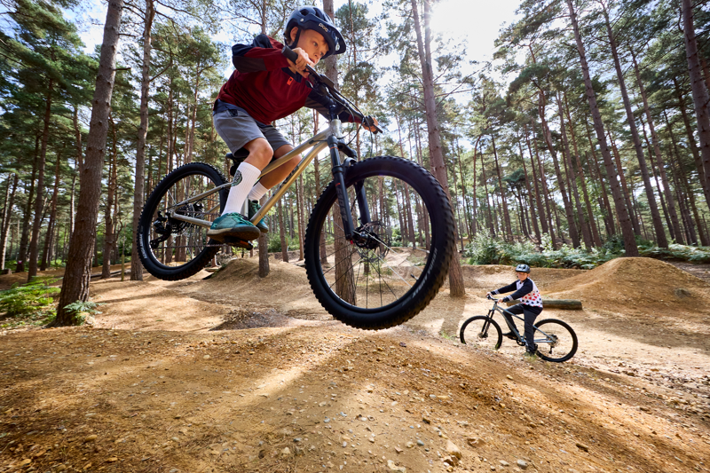 Frog Bikes MTB 62 Kids Mountain Bike 24 inch Wheel 2026 in Sandstorm Gold-4