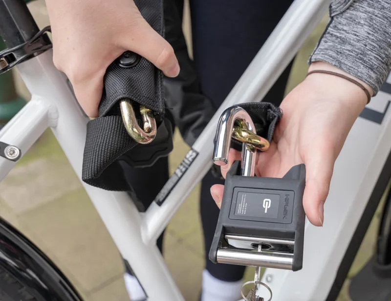 Hiplok Wearable Chain Lock 10mm x 85cm in Black-12