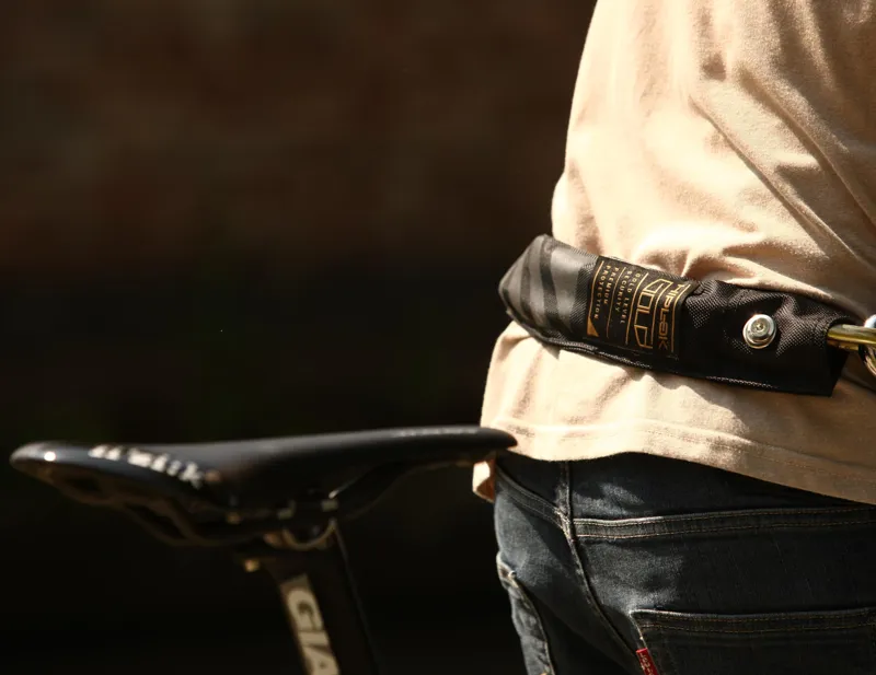 Hiplok Wearable Chain Lock 10mm x 85cm in Black-9