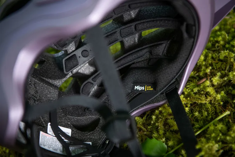 Liv Rail MIPS MTB Helmet in Air Glow-7