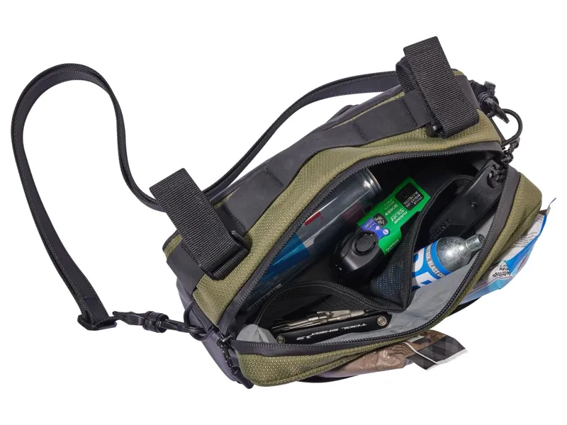 Giant Shadow Handlebar Bag in Green-3